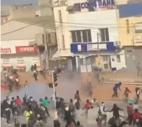 Cette vidéo ne montre pas une émeute en RDC mais au Sénégal